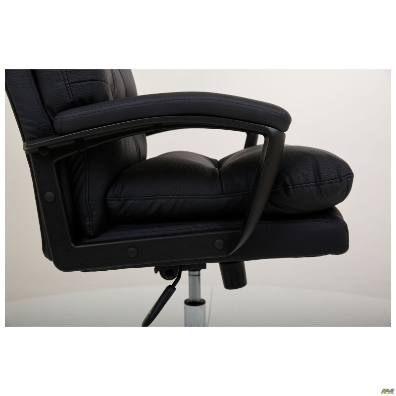 Кресло руководителя Armani кожзам черный (A555341)