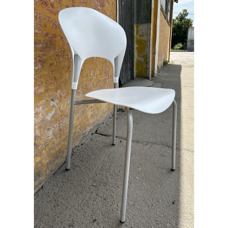 Стілець Асторія пластиковий білий (ASTRWH)