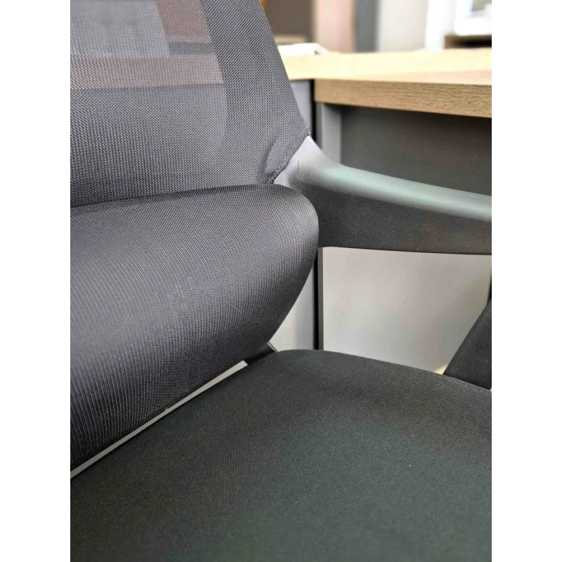 Кресло компьютерное ARON II Черный / Черный каркас (20150-01)